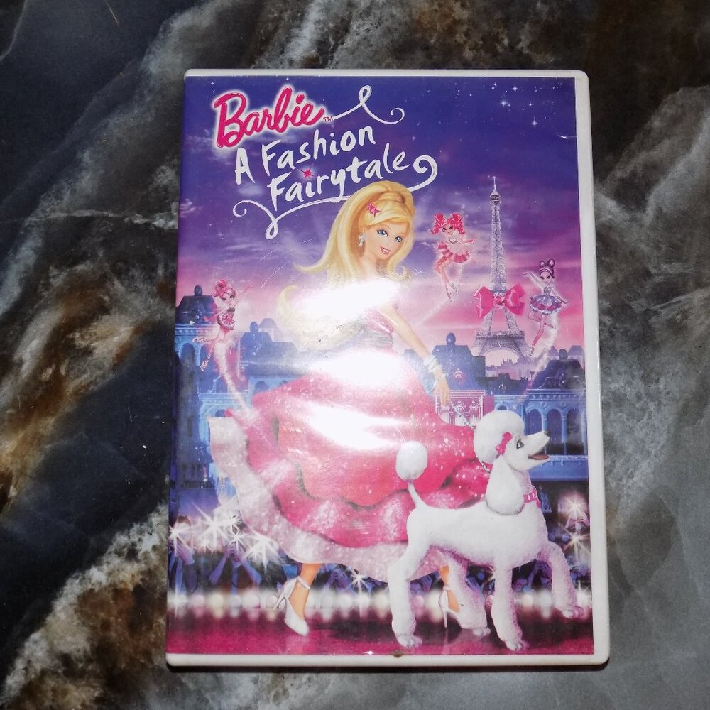 Barbie: A Fashion Fairytale (DVD, 2010)